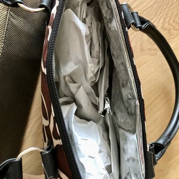 🍷Insulated Wine bags (2) with (2) wine openers - Picture 5 of 6